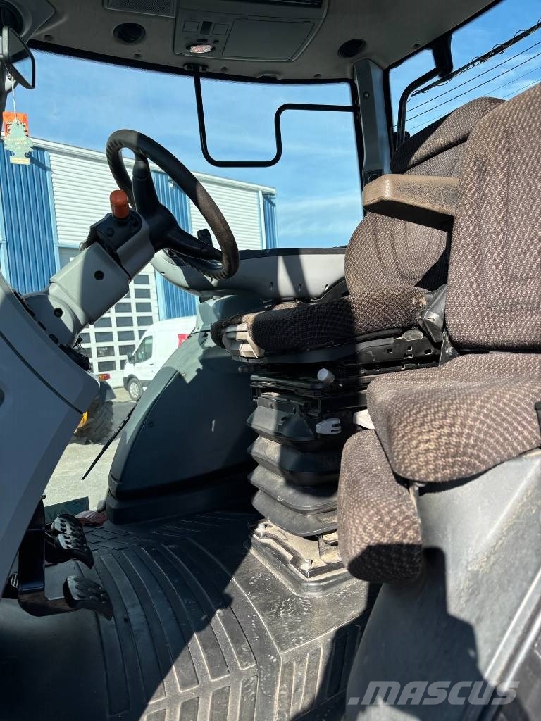 Valtra T 154 Versu 拖拉机/农用车