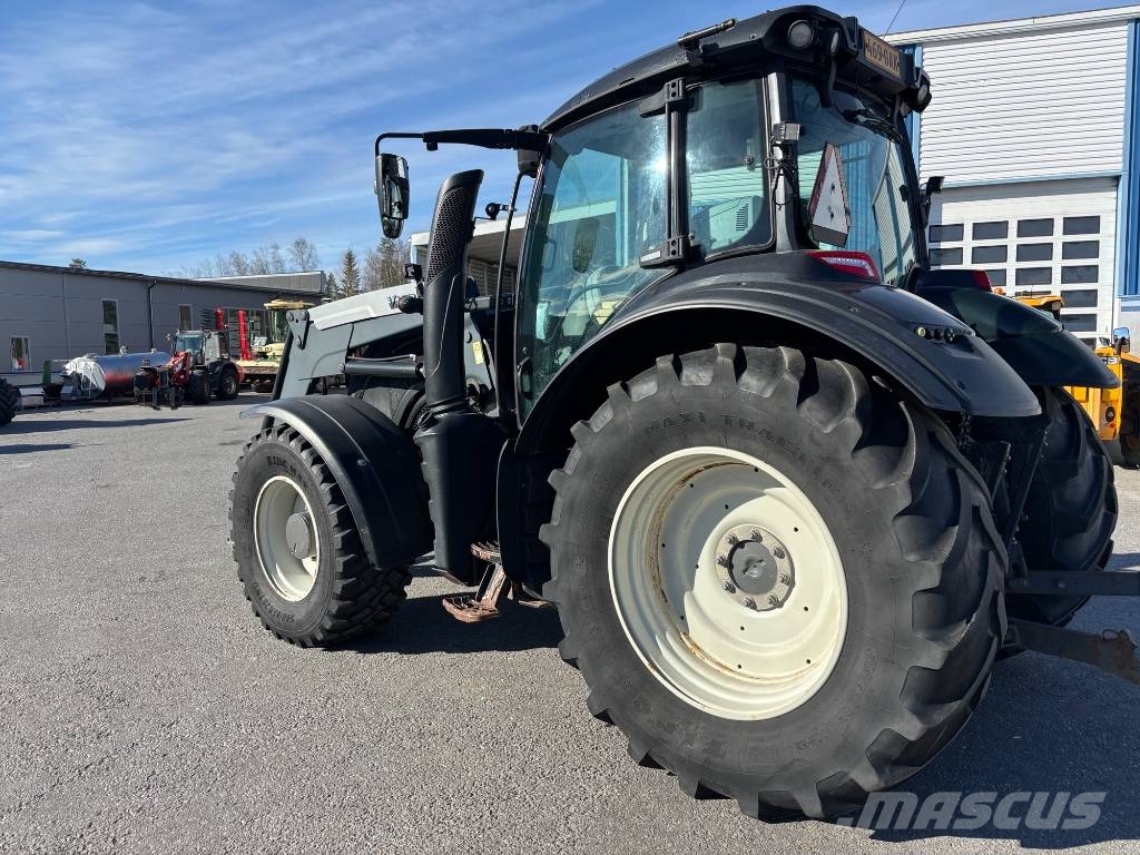 Valtra T 154 Versu 拖拉机/农用车