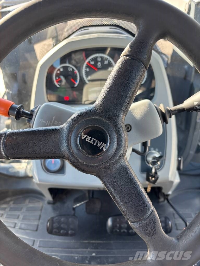 Valtra T 154 Versu 拖拉机/农用车