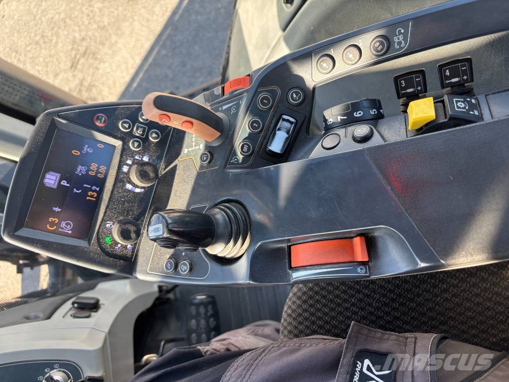 Valtra T 154 Versu 拖拉机/农用车