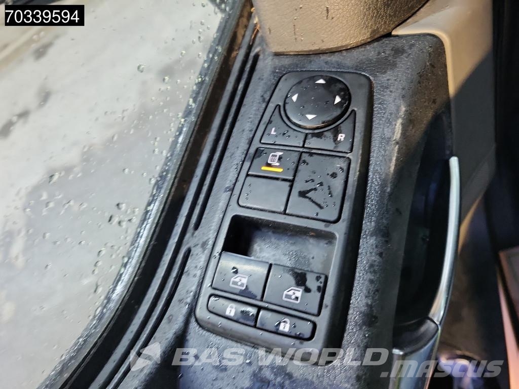 MAN TGX 33.580 6X4 XLX Retarder 2xTanks ACC Vetopöytäautot