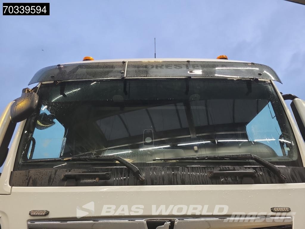 MAN TGX 33.580 6X4 XLX Retarder 2xTanks ACC Tegljači