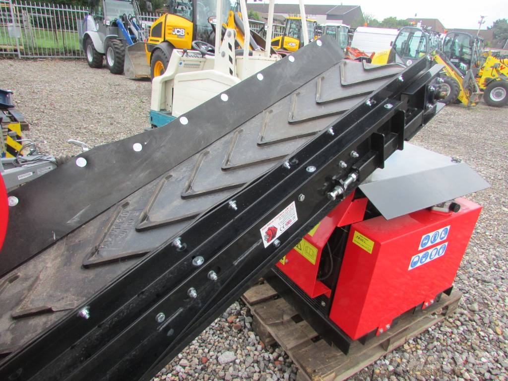 Red Rhino 2000 Brecheranlage mit RedRhino Powerpack Iseliikuvad purustid
