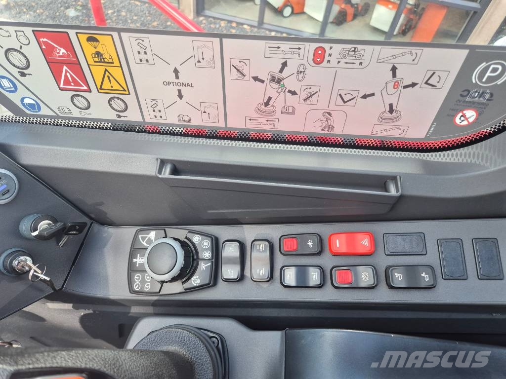 Magni RTH 8.35 Teleskopski viličarji
