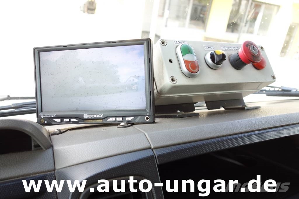 Nissan Cabstar 45.13 Müllwagen PB M7XL mit Lifter und Pre Jäteautot