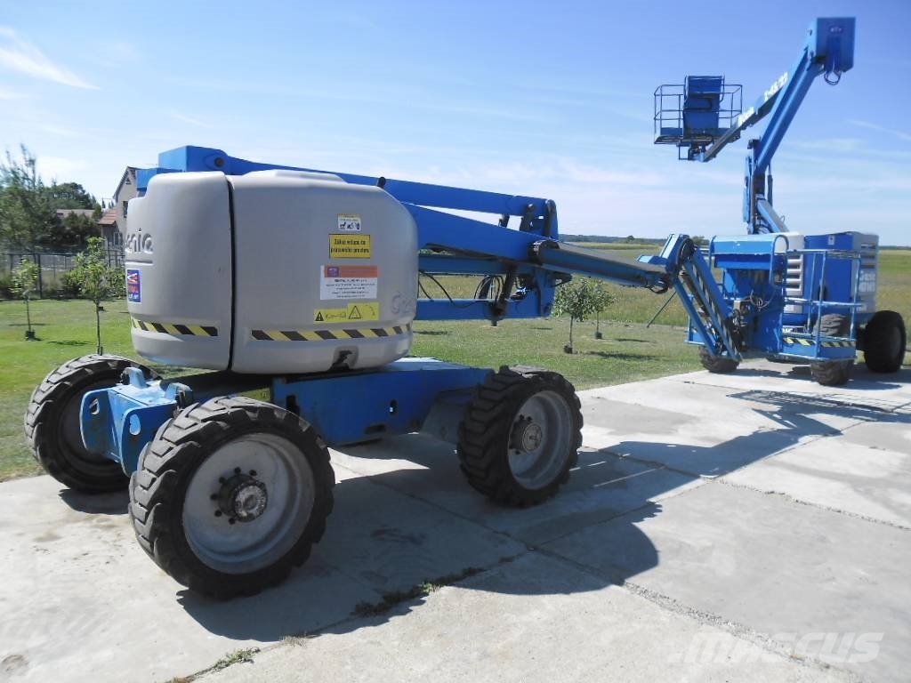 Genie Z 51/30 J Kĺbové plošiny