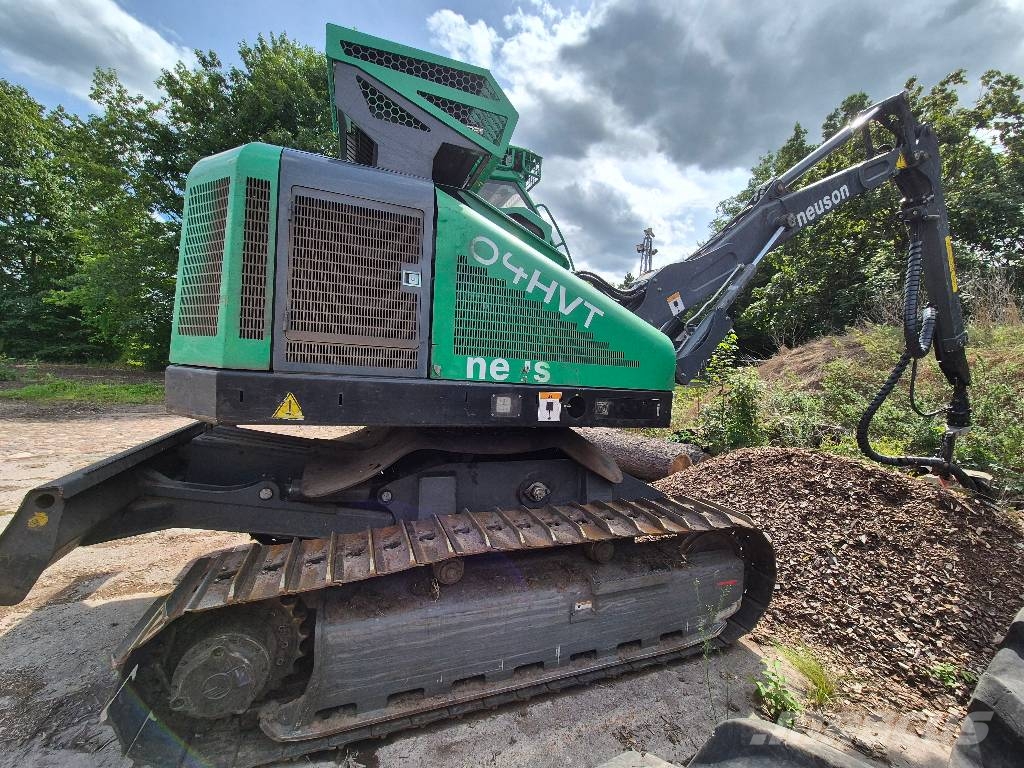 Neuson 104 HVT Harvesteri