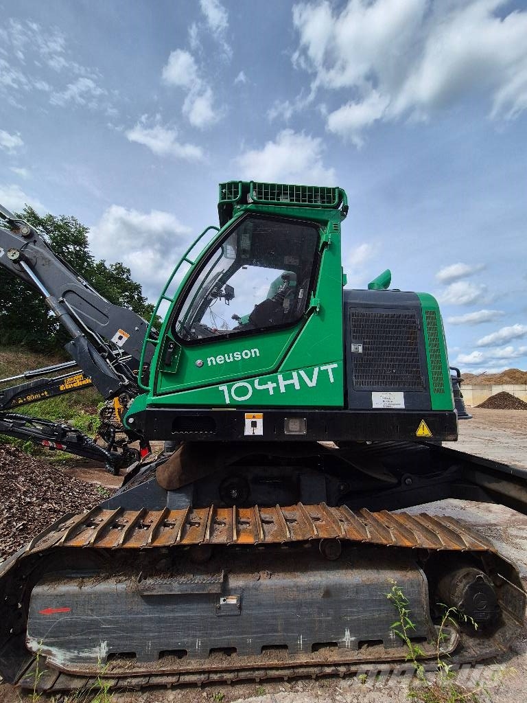 Neuson 104 HVT Harvesteri