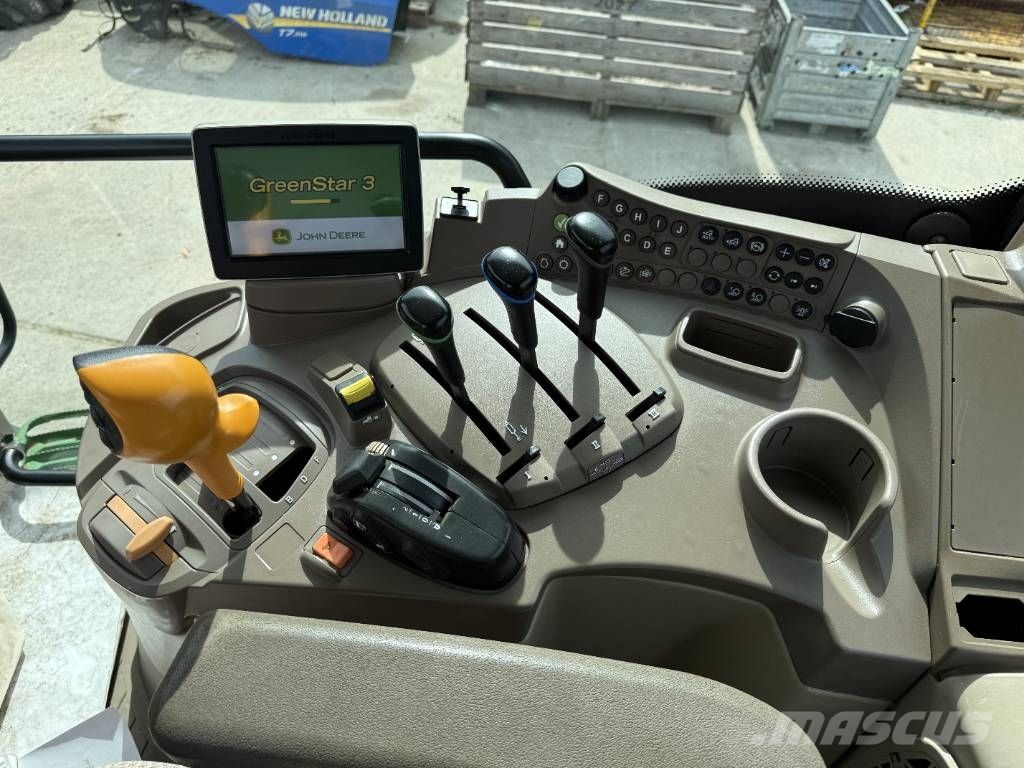 John Deere 6125 R Трактори