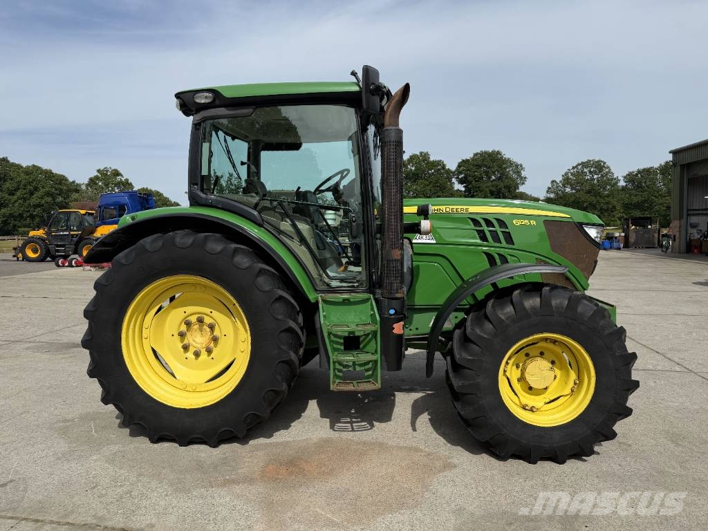 John Deere 6125 R Трактори