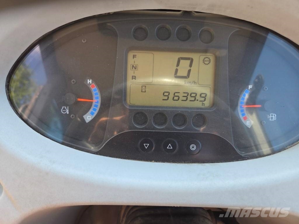 Hitachi ZW 75 轮式装载机