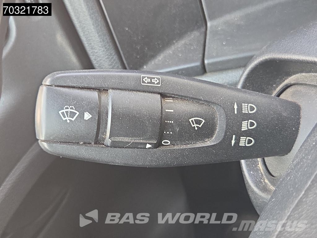 Mercedes-Benz Atego 1527 4X2 15 tonner Automatic 2000kg Ladebord Грузовики-Фургоны