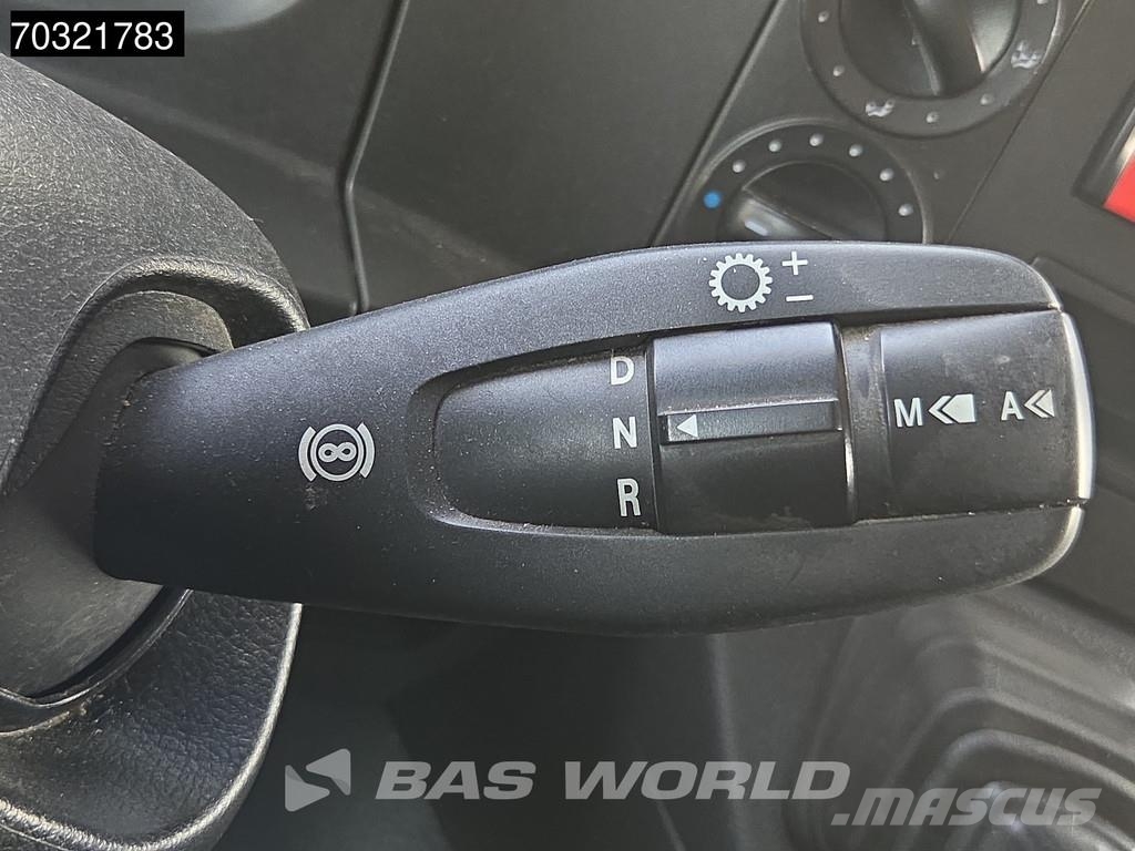 Mercedes-Benz Atego 1527 4X2 15 tonner Automatic 2000kg Ladebord Грузовики-Фургоны