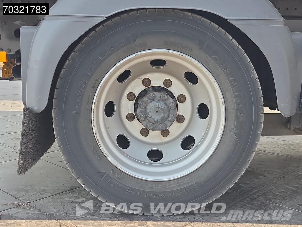 Mercedes-Benz Atego 1527 4X2 15 tonner Automatic 2000kg Ladebord Грузовики-Фургоны