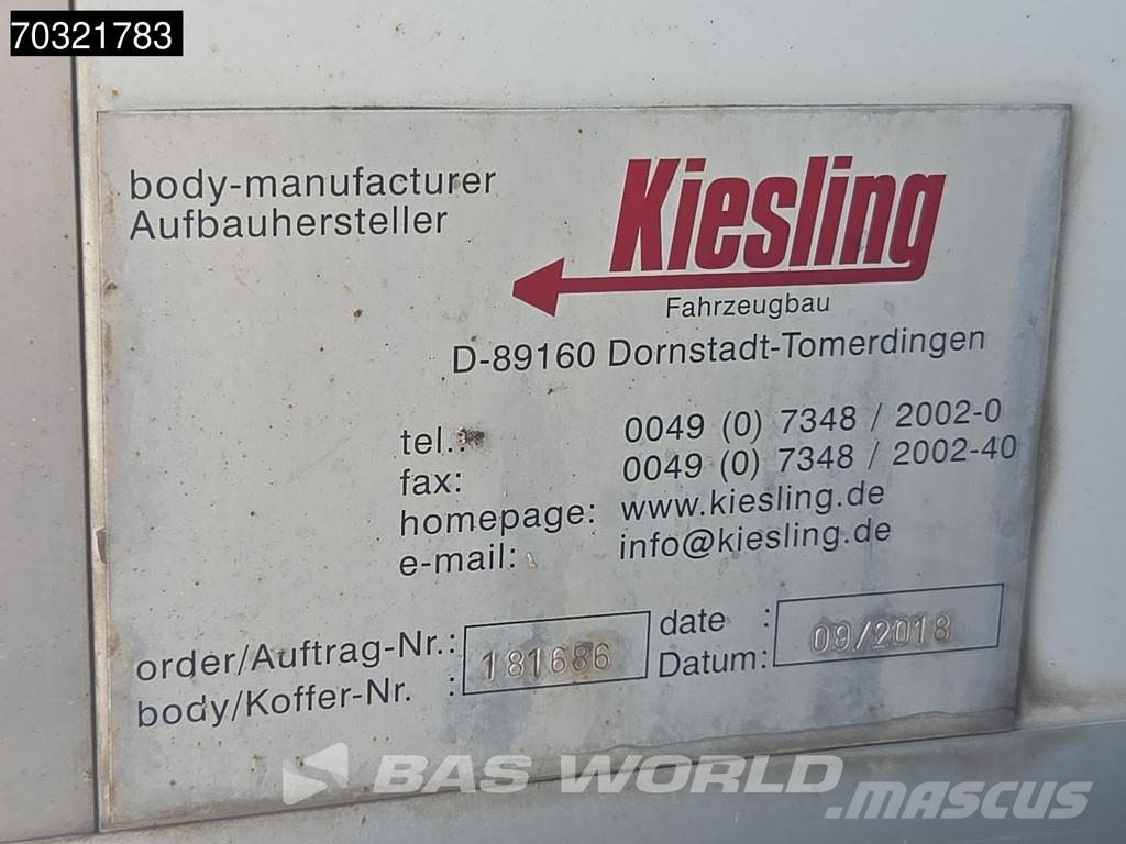 Mercedes-Benz Atego 1527 4X2 15 tonner Automatic 2000kg Ladebord Грузовики-Фургоны