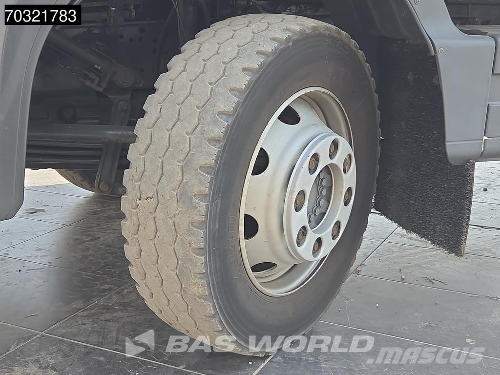 Mercedes-Benz Atego 1527 4X2 15 tonner Automatic 2000kg Ladebord Грузовики-Фургоны