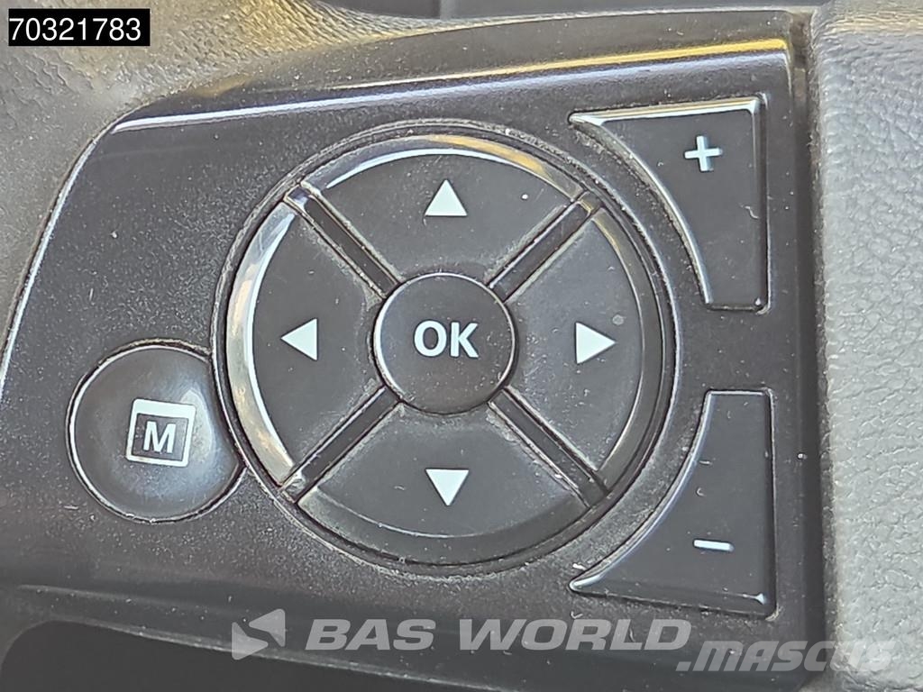 Mercedes-Benz Atego 1527 4X2 15 tonner Automatic 2000kg Ladebord Грузовики-Фургоны