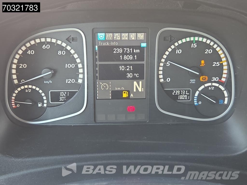 Mercedes-Benz Atego 1527 4X2 15 tonner Automatic 2000kg Ladebord Грузовики-Фургоны