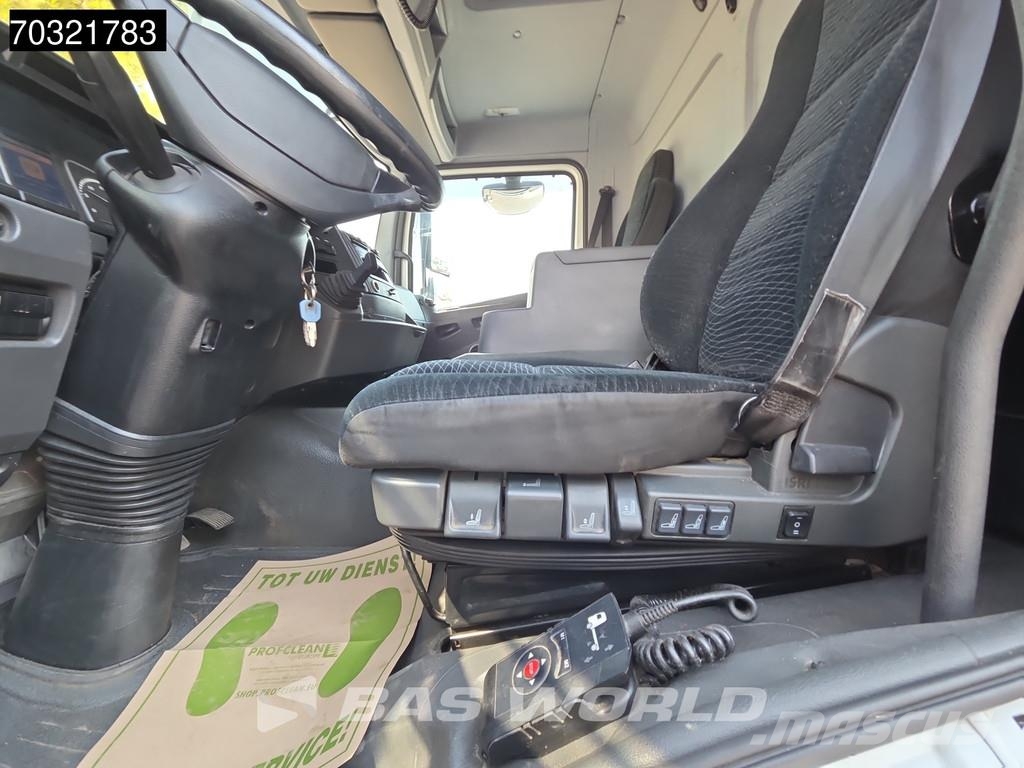 Mercedes-Benz Atego 1527 4X2 15 tonner Automatic 2000kg Ladebord Грузовики-Фургоны