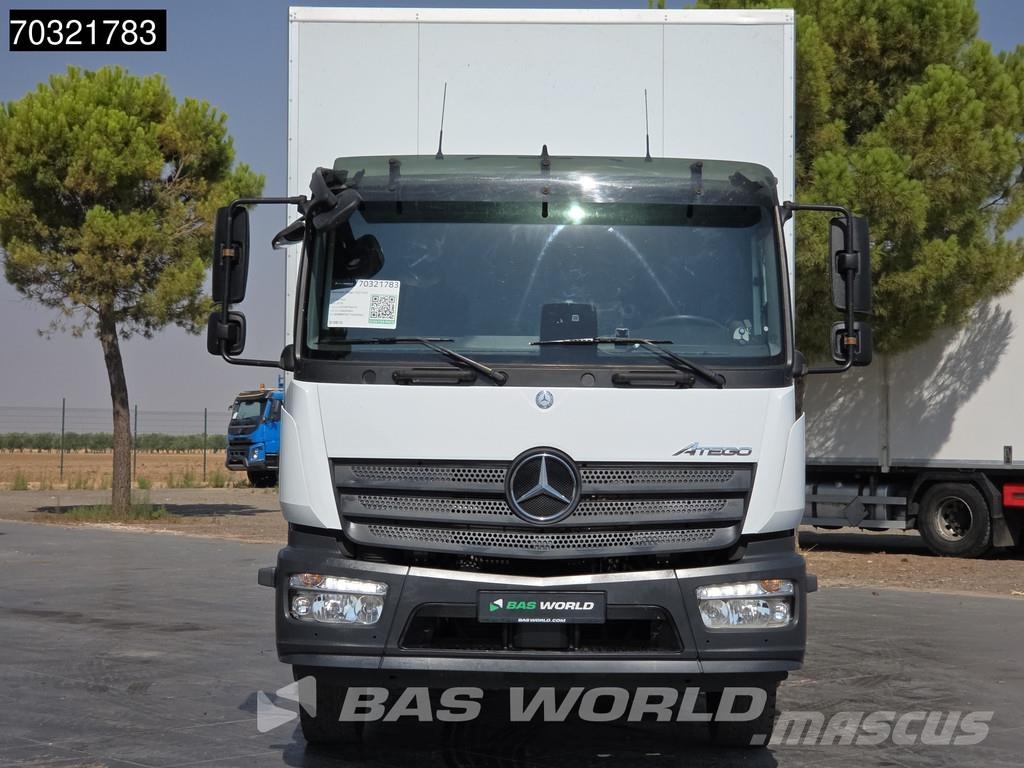 Mercedes-Benz Atego 1527 4X2 15 tonner Automatic 2000kg Ladebord Грузовики-Фургоны