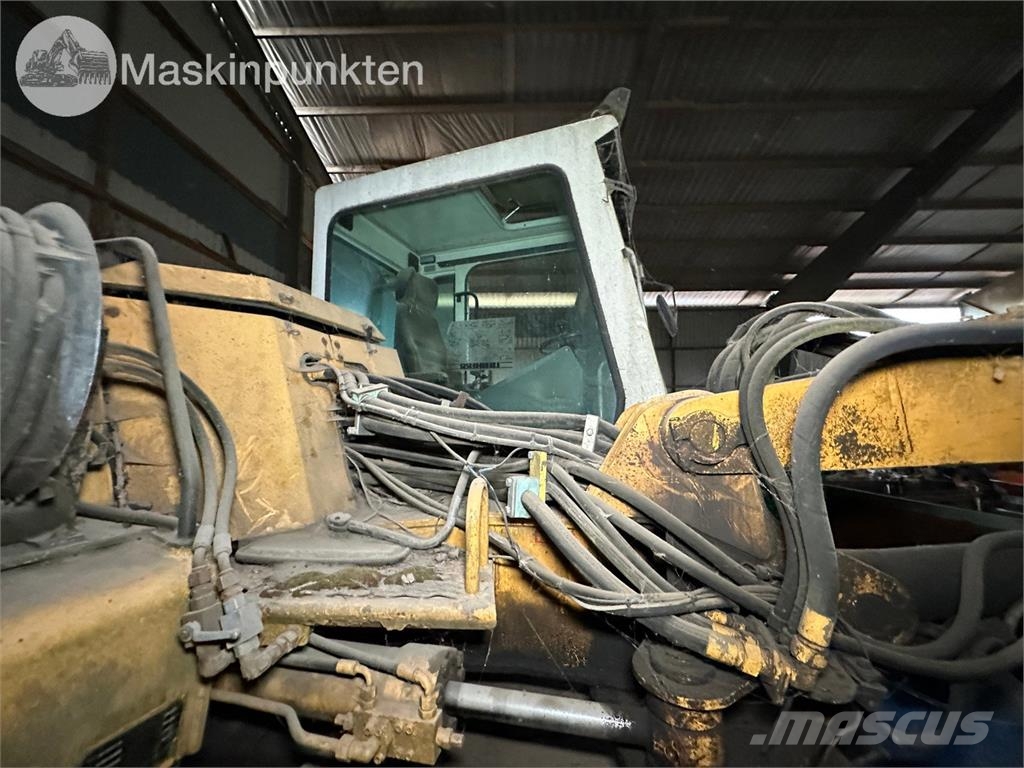 Liebherr A310B Hjulgrävare