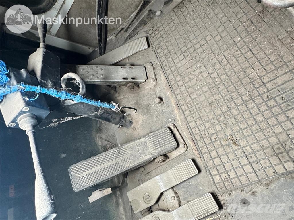 Liebherr A310B Hjulgrävare