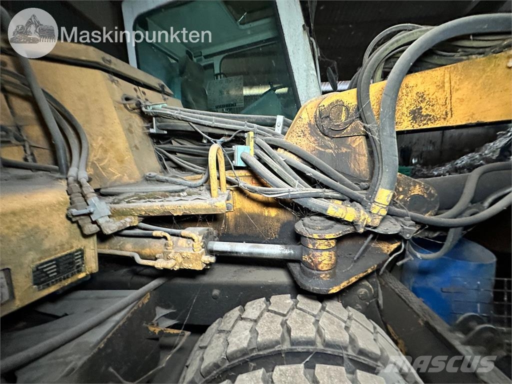 Liebherr A310B Hjulgrävare