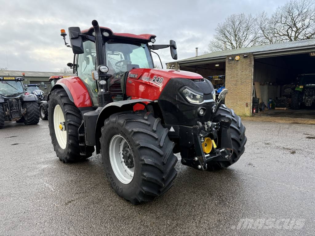 Case IH Puma 240 CVX Tractors