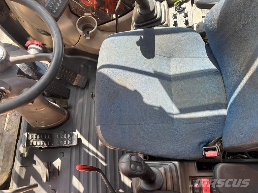 Hitachi ZX 170 W-3 Ekskavatori uz riteņiem