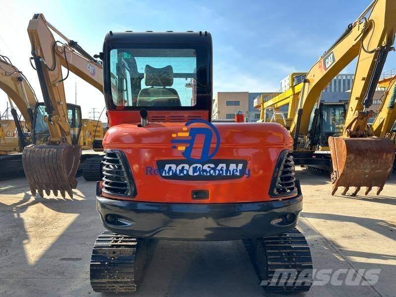 Doosan DX 60 Miniekskavaatorid < 7 t