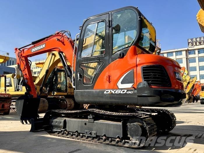 Doosan DX 60 Miniekskavaatorid < 7 t