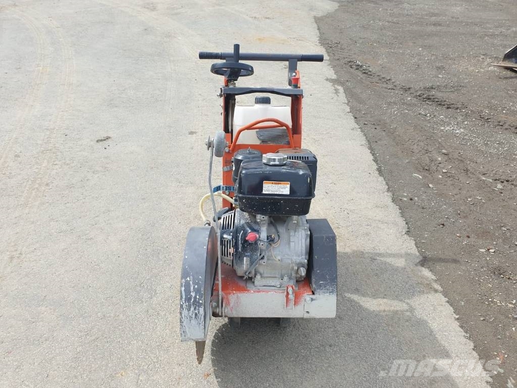 Husqvarna FS 400 LV Sonstige Baumaschinen