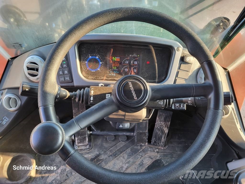 Doosan DL 200-5 Radlader