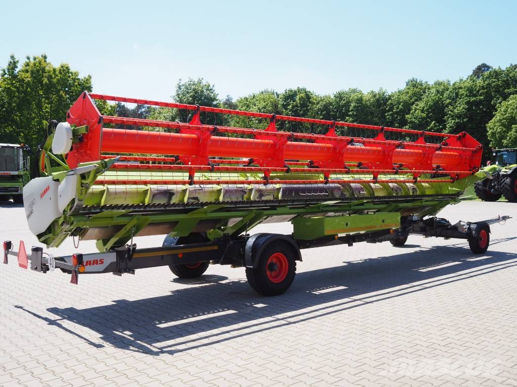 CLAAS Lexion 760TT + V930 Moissonneuse batteuse