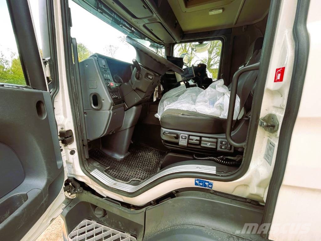 Scania P 340 CNG + NORBA L200 Camiones de basura
