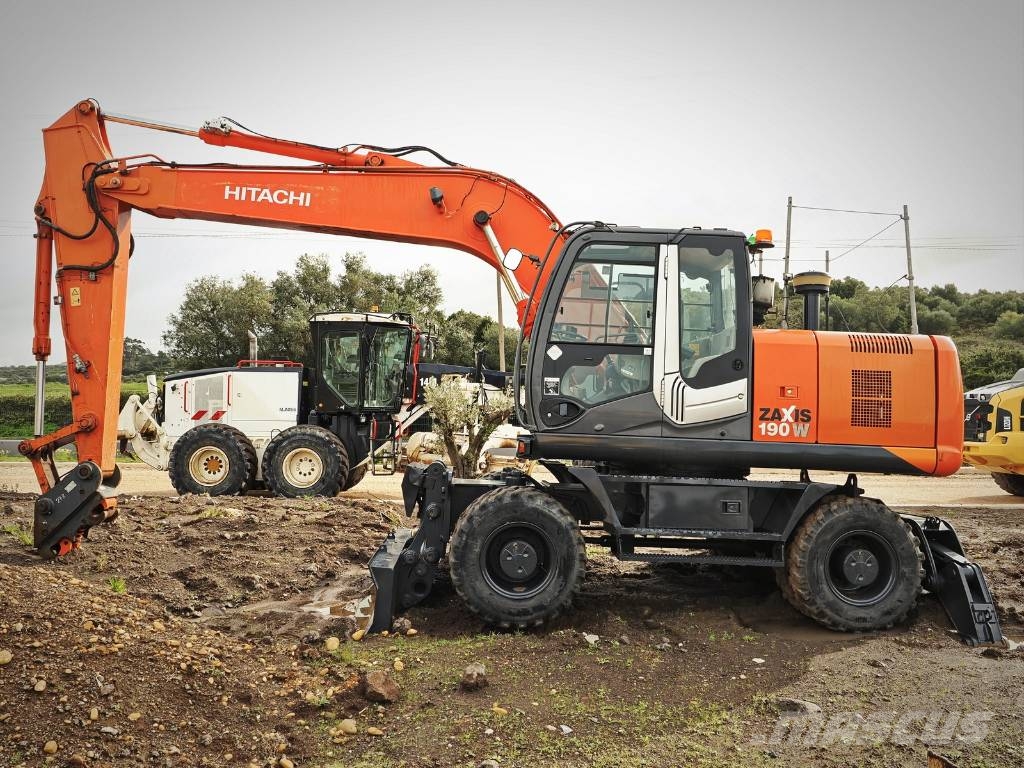 Hitachi ZX 190 W-3 Escavatori gommati