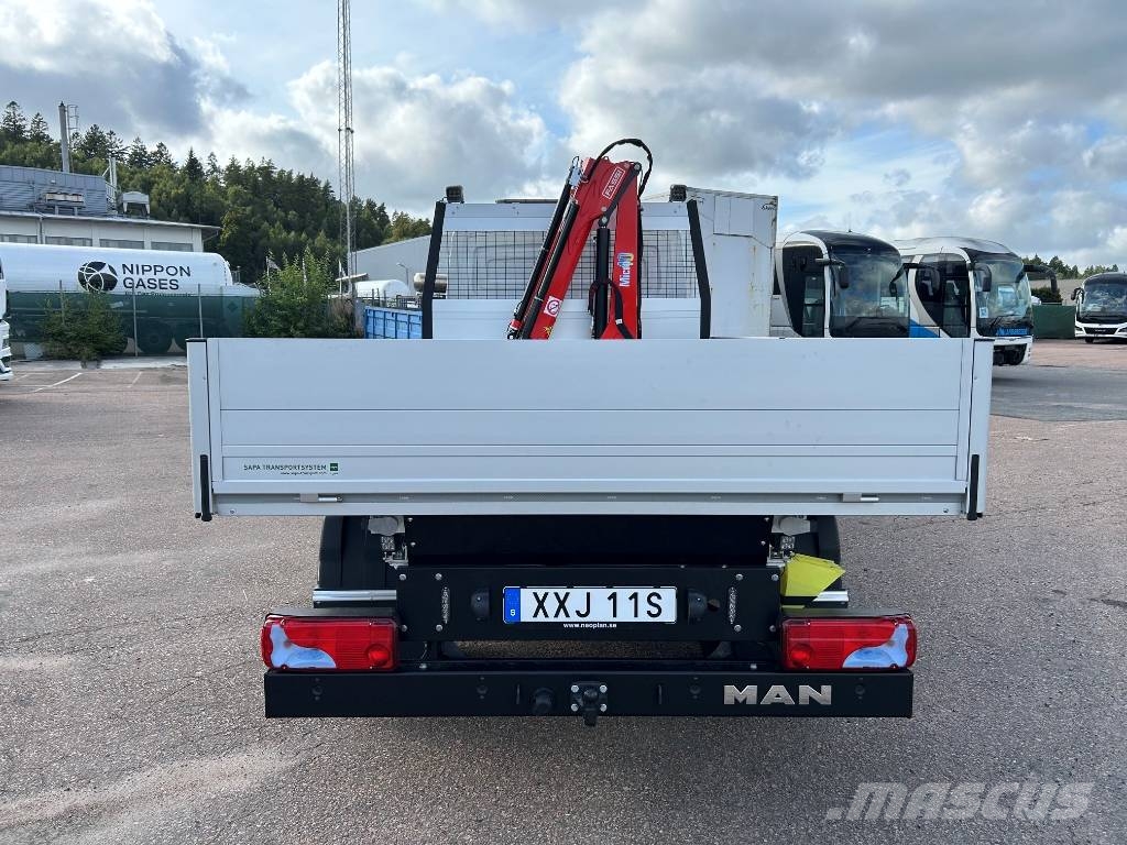 MAN TGE 6.160 4x2 Truck mounted cranes