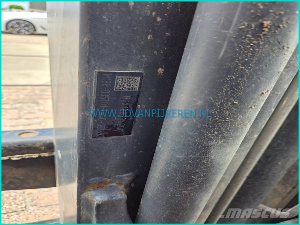 Linde H30D diesel triplex + freelift+ sideshift شاحنات الديزل