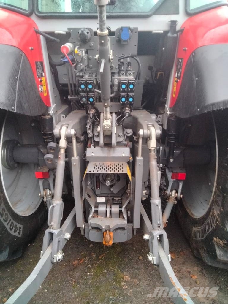 Massey Ferguson 5S.125 Traktoren