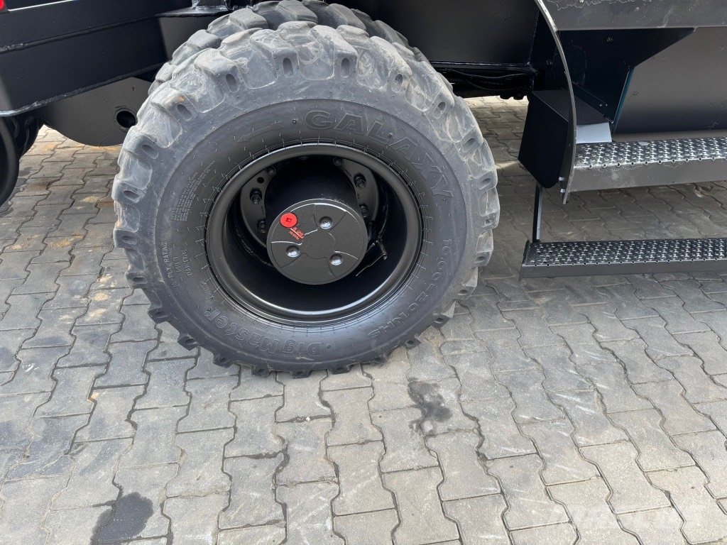 CAT 315 Bageri točkaši