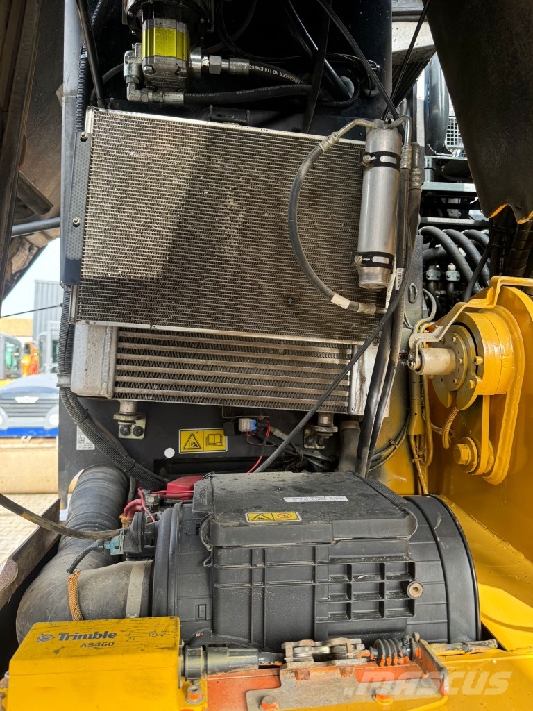CAT 315 Bageri točkaši