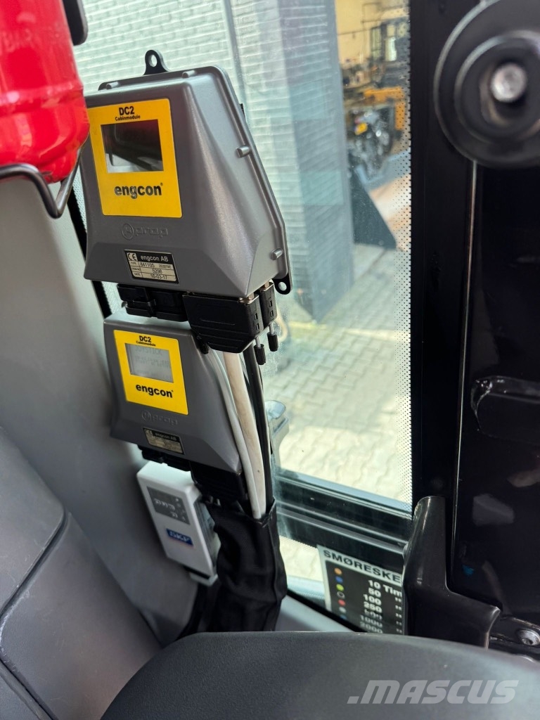 CAT 315 Bageri točkaši