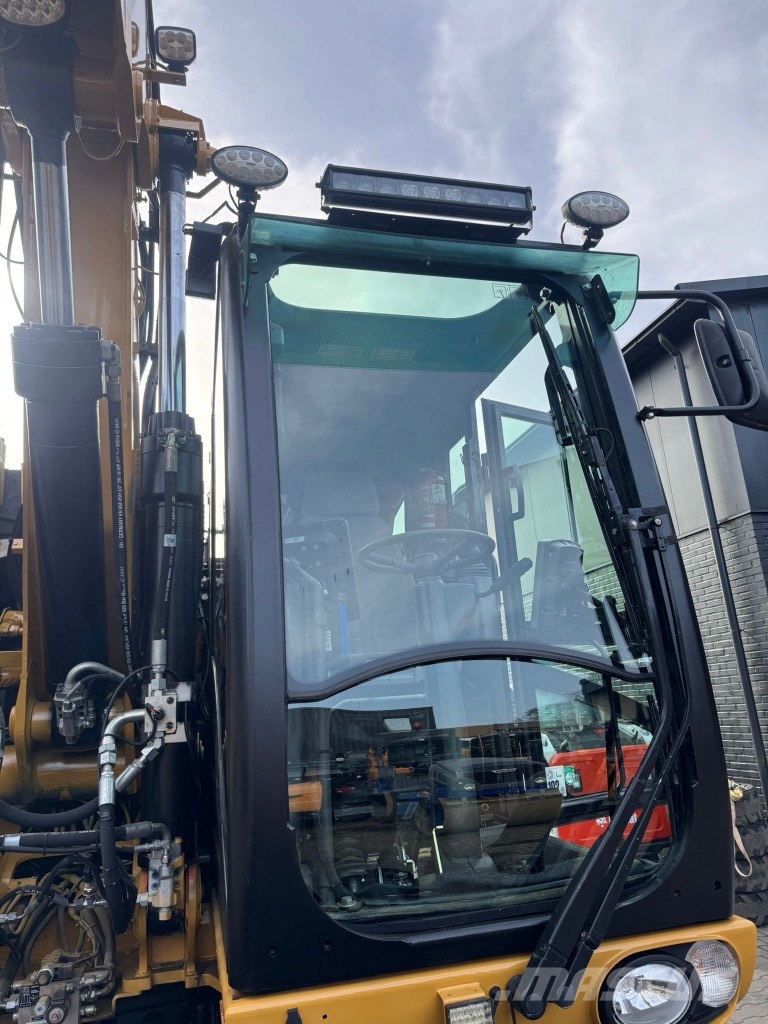 CAT 315 Bageri točkaši