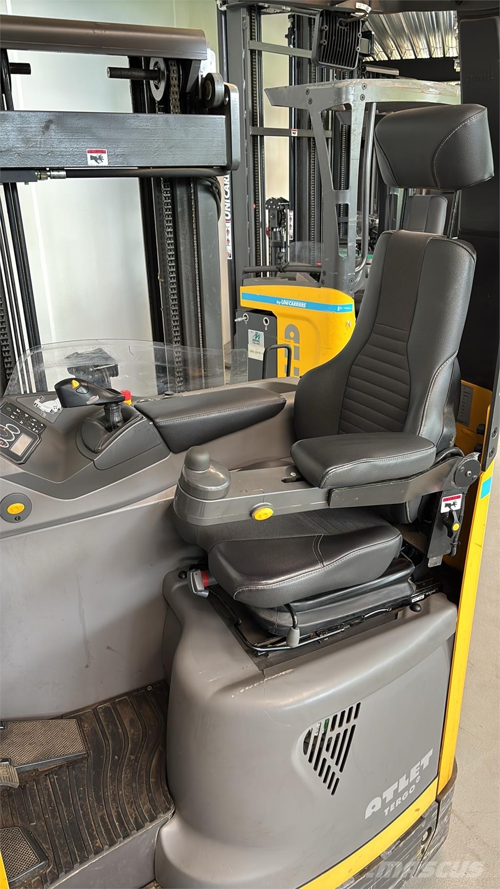 Atlet UMS200 Reach truck