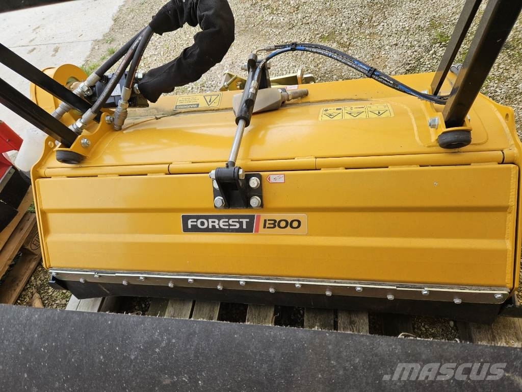 McConnel Robocut RC56 Robotske kosilice