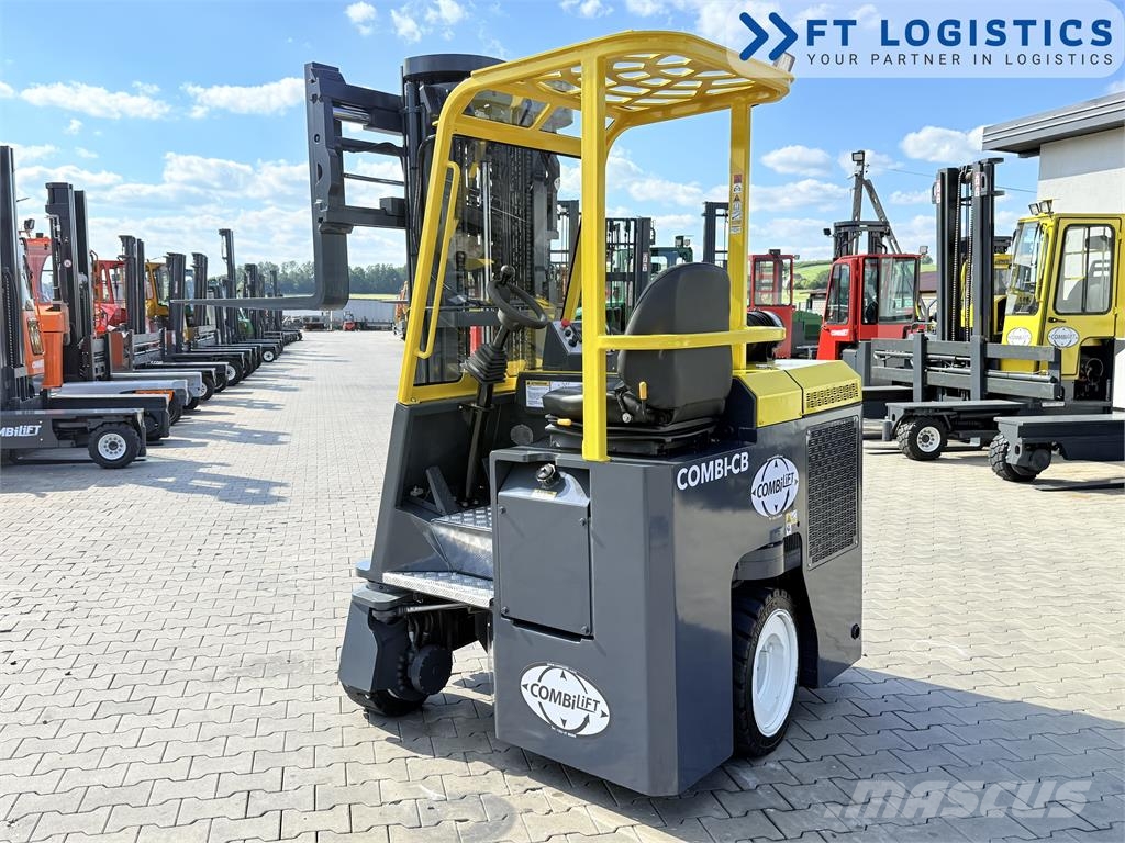Combilift CB3000 | DIESEL | TRIPLEX 5500 MM | SIDE SHIFT | F شاحنة المناولة رباعية الاتجاهات