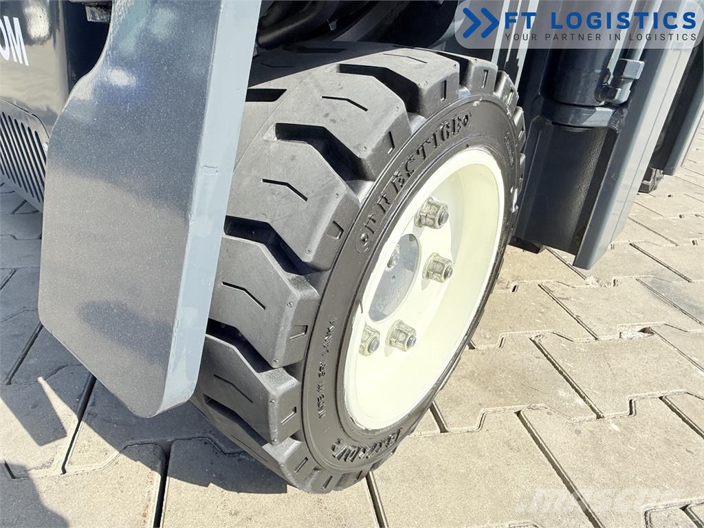 Combilift CB3000 | DIESEL | TRIPLEX 5500 MM | SIDE SHIFT | F شاحنة المناولة رباعية الاتجاهات
