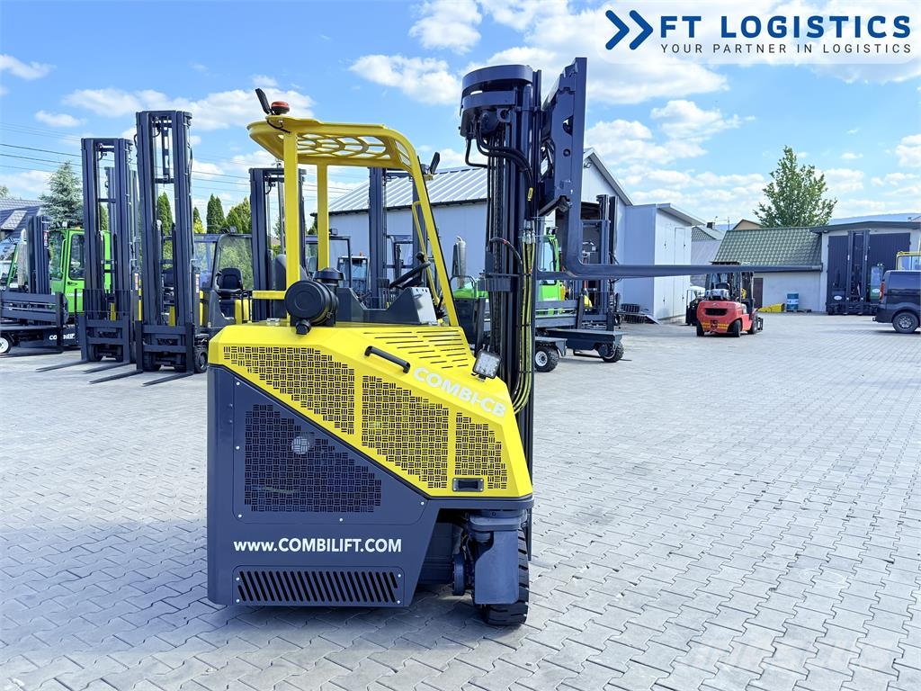 Combilift CB3000 | DIESEL | TRIPLEX 5500 MM | SIDE SHIFT | F شاحنة المناولة رباعية الاتجاهات