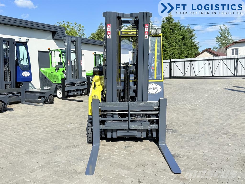 Combilift CB3000 | DIESEL | TRIPLEX 5500 MM | SIDE SHIFT | F شاحنة المناولة رباعية الاتجاهات