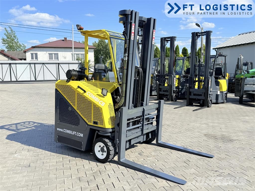 Combilift CB3000 | DIESEL | TRIPLEX 5500 MM | SIDE SHIFT | F شاحنة المناولة رباعية الاتجاهات